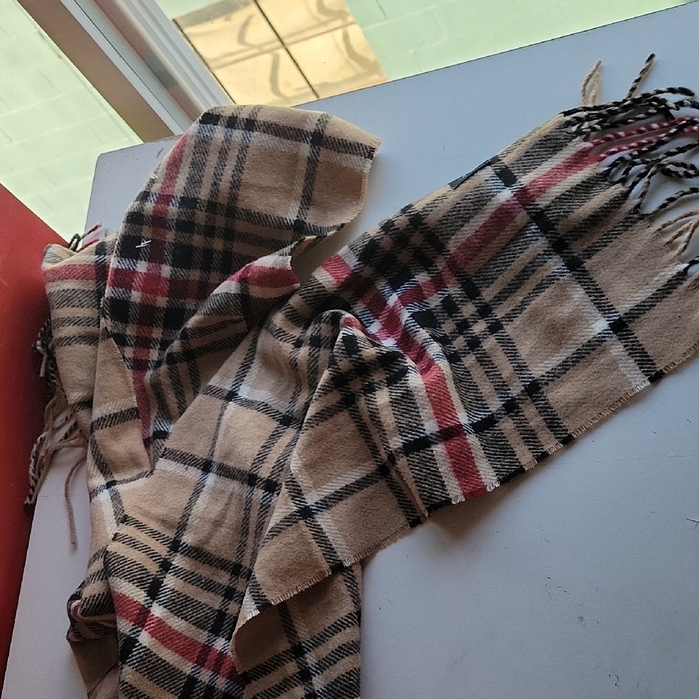 italian woolen treasures scarf